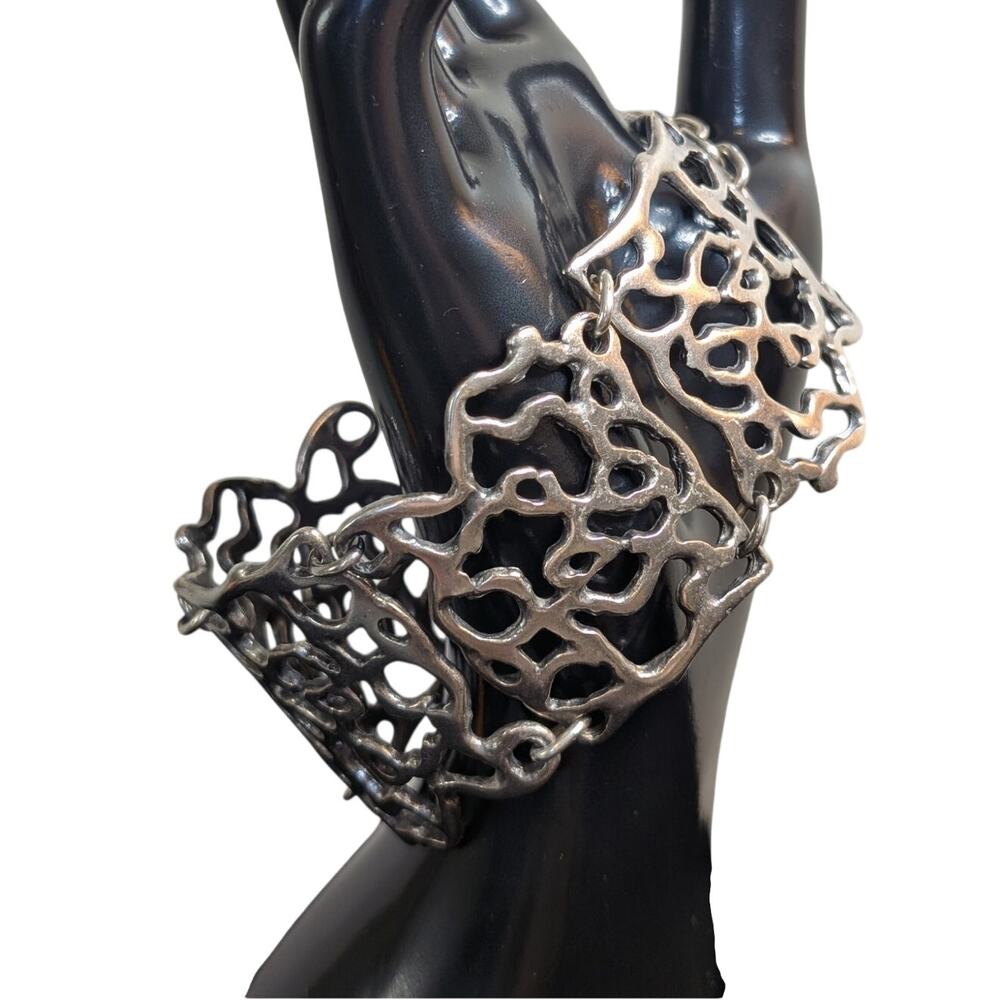 Mozaic Chunky Brutalist Filigree Chain Link Silver Tone Bracelet W/ Hook Clasp